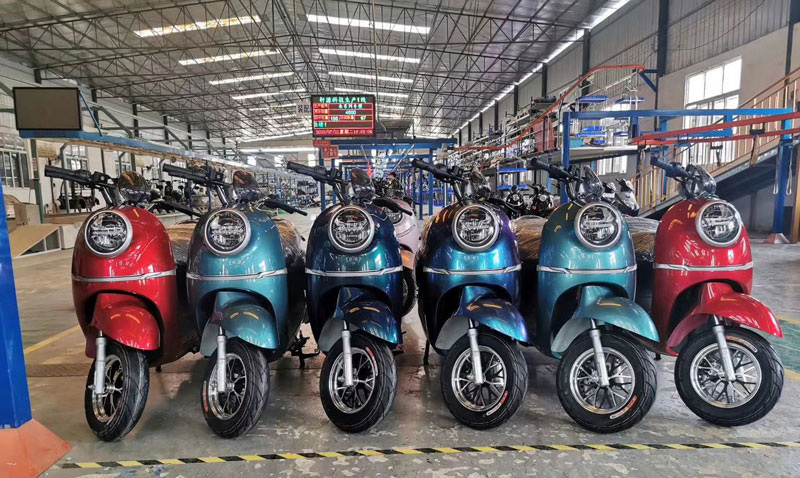 Sepeda Motor Listrik10